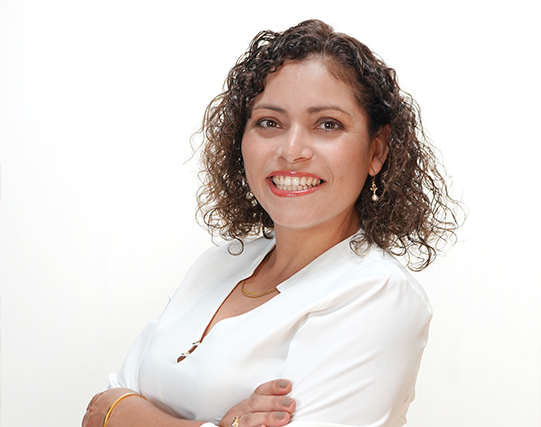 Claudia F. Pighi C.