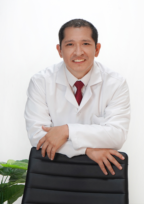 Dr. Cristian E. Grisson S.